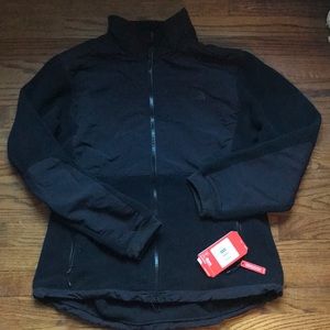 NWT The North Face Women’s Denali 2 jacket sz XL